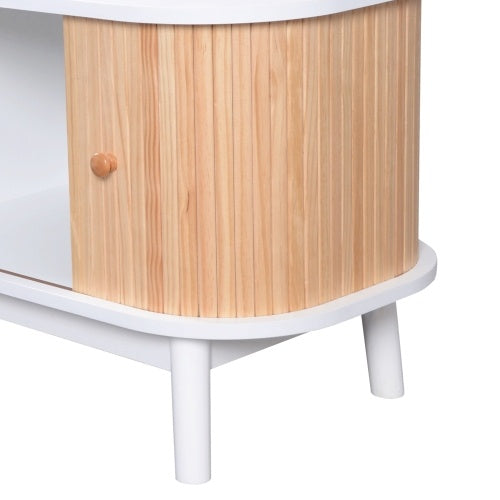 Fernseherschrank aus natürlichem Holz mit Türen und Schubladen – TV-Möbel mit Rattanseiten