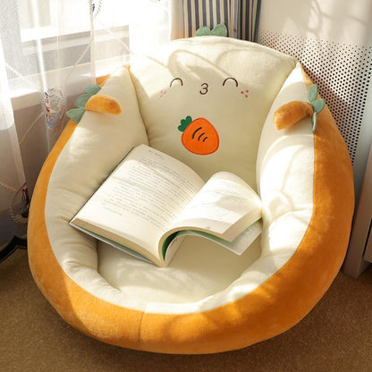 Bequemer Sitzhocker für faule Menschen – Tatami-Futon auf dem Boden