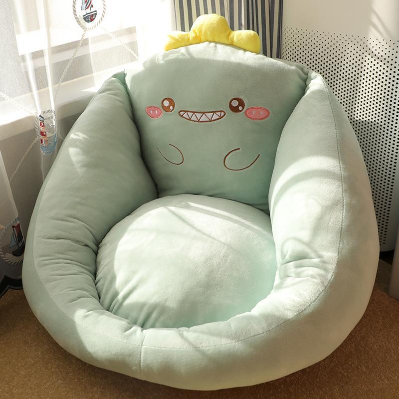 Bequemer Sitzhocker für faule Menschen – Tatami-Futon auf dem Boden